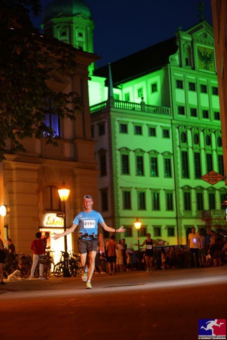 Sportograf @ 30K Night Light Run Augsburg